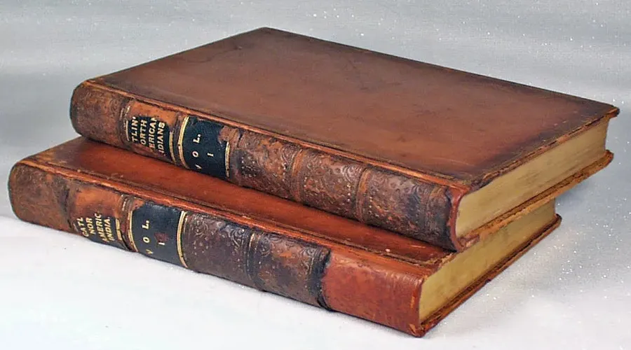 صحافی گالینگور با جلد چرم